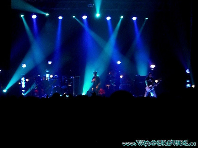 Him-19.jpg