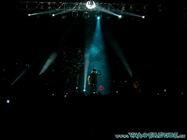 Him-22.jpg